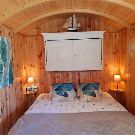 La Roulotte Du Pecheur Villa Saint-Prive ภายนอก รูปภาพ